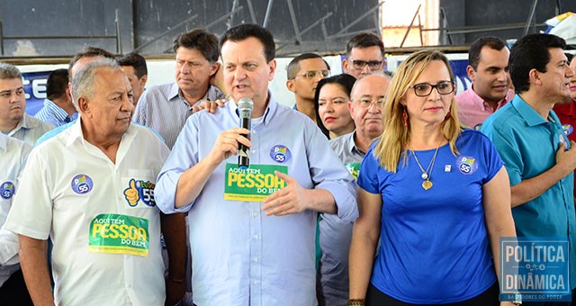 O discurso de Gilberto Kassab pode funcionar em São Paulo ou mesmo na zona leste de Teresina, mas na convenção do Dr. Pessoa, foram palavras extremamente demoradas (foto: Jailson Soares | PoliticaDinamica.com)
