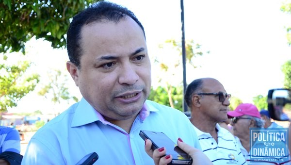 Deputado afirma que coligação entrará com ação no Ministério Público Eleitoral (Foto: Jailson Soares/PoliticaDinamica.com)