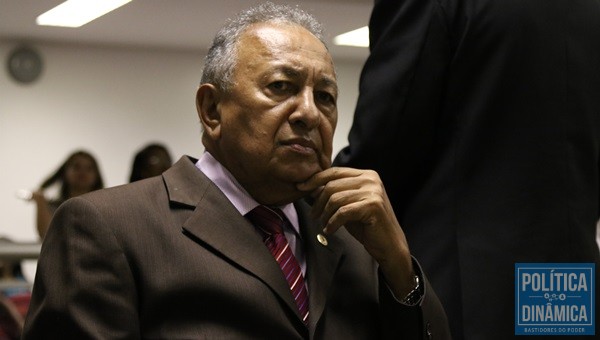 Dr. Pessoa reclama do pouco tempo para propaganda (Foto:Jailson Soares/PoliticaDinamica.com)