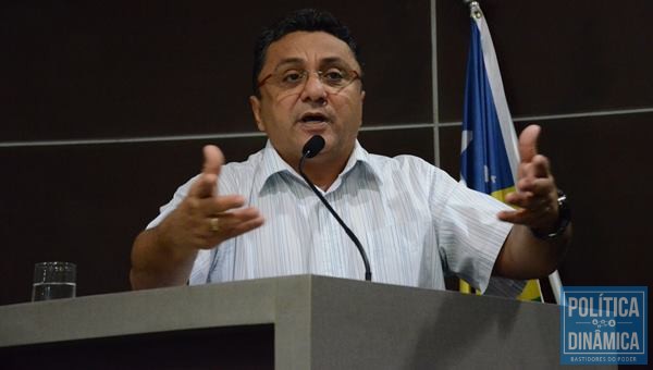 Vereador Dudu denunciou a licitação aos órgãos públicos (Foto: Jailson Soares/PoliticaDinamica.com)