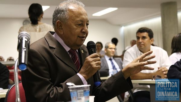Coligação de Dr. Pessoa conseguiu impedir que pesquisa IBOPE fosse divulgada em Teresina (Foto:Jailson Soares/PoliticaDinamica.com)