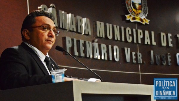 vereador Dudu é o líder da oposição e pode disputar vaga na Câmara Federal (Foto:JailsonSoares/PoliticaDinamica.com)