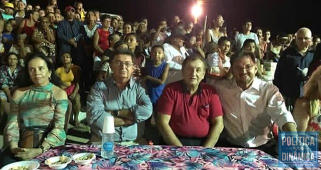 Entrega da medalha aconteceu na praia da Pedra do Sal (Foto: Reprodução/Instagram)