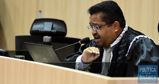 Conselheiro fez desabafo no TCE-PI (Foto: Jailson Soares/PoliticaDinamica.com)
