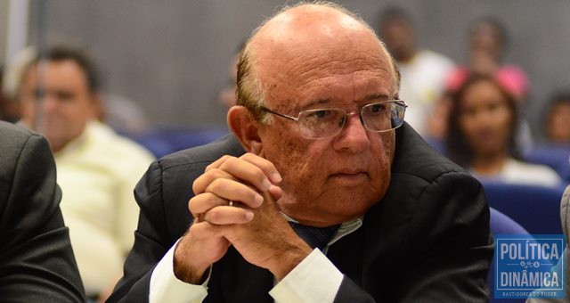 Tucano nega que suspensão seja "feito" da oposição (Foto: Jailson Soares/PoliticaDinamica)