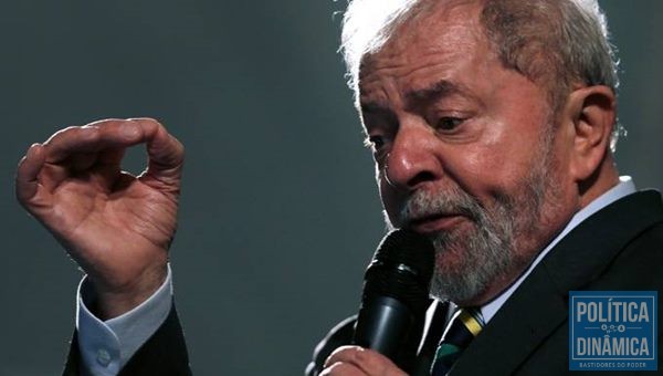 Prisão de Lula pode ser evitada se passar emenda que impede prisão de candidato até oito meses antes da eleição (foto: Paulo Whitaker/Reuters)