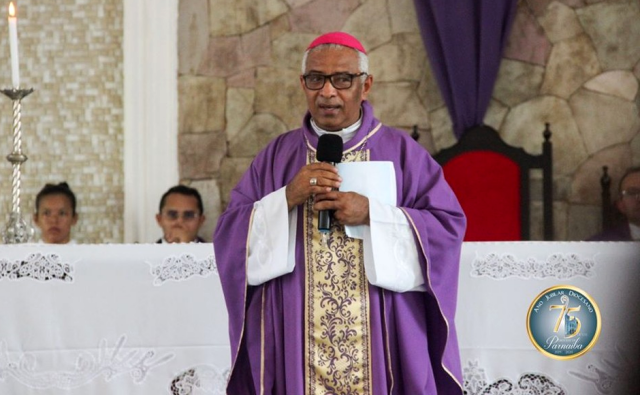 Bispo da Diocese de Parnaíba critica postura do padre (Foto: Divulgação/Diocese de Parnaíba)