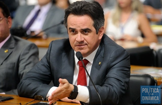 Senador quer instalação de empresas na região (Foto: Marcos Oliveira/Agência Senado)