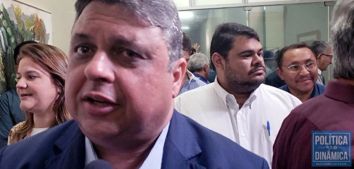 Júlio Arcoverde alega que Polícia Federal fez espetáculo desnecessário com Ciro Nogueira (foto: Marcos Melo | PoliticaDinamica.com)
