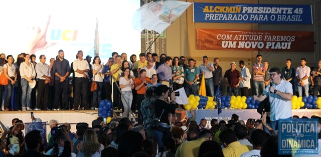 Luciano durante discurso na convenção (Foto: Gustavo Almeida/PoliticaDinamica.com)