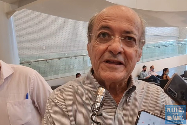 Daqui pra frente, adversários: Silvio não quis saber de justificativa ou qualquer tipo de novo apoio com o vereador Luís André (foto: Marcos Melo | PD)