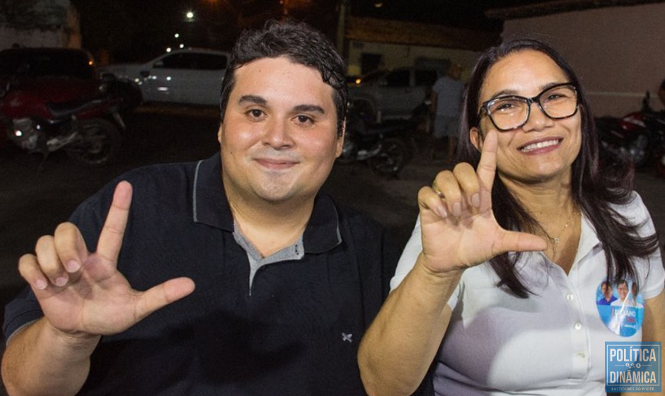 Faz o "L" de Luciano e o "L" de Loucura: Felipe tinha em seu gabinete um funcionário fantasma que também assombrava outro gabinete, na Fundação João Emílio Falcão; o Ministério Público alega que Dinair sabia e pagava para que o irmão de um vereador não trabalhasse (foto: Instagram)