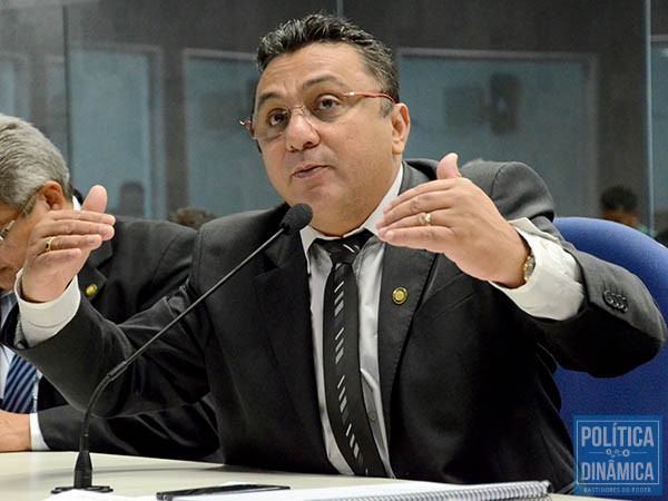 Já o vereador Dudu (PT) é contra a aliança com o partido. Fotos: Jailson Soares/Política Dinâmica 