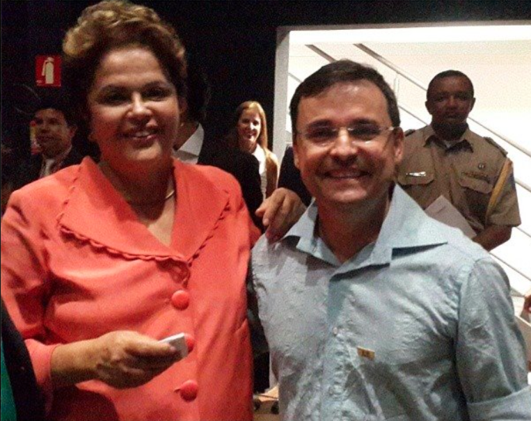 Dilma Rousseff e Fábio Novo, em solenidade do Pronatec, em Teresina - maio de 2014