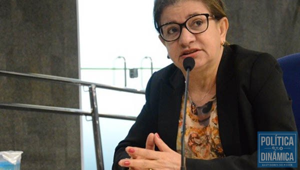 Vereadora Graça Amorim diz que emendas estão atrasadas desde 2013. Foto: Jailson Soares/ Politica Dinâmica