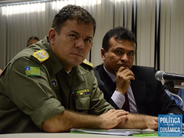 Secretário de Segurança Fábio Abreu ao lado Cel.Carlos Augusto, comandante da PM/Foto: Jaílson Soares/Politica Dinâmica  