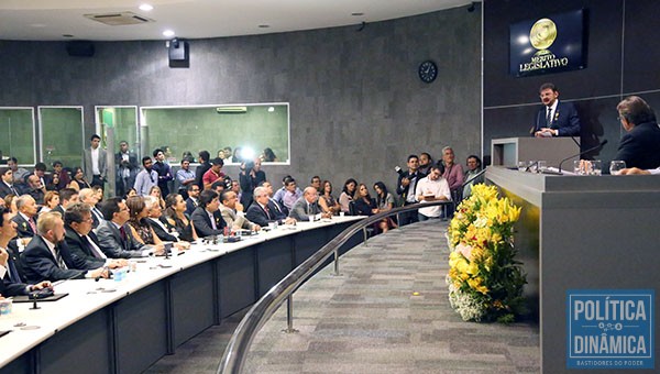 O ex-governador Wilson Martins discursou em nome dos homenageados da noite. (foto: Marcos Melo / Política Dinâmica)