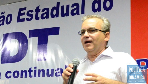 Segundo prefeito, nova licitação já está sendo organizada pela Strans. (Fotos: Jailson Soares / Política Dinâmica)