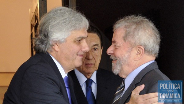 O senador Delcídio do Amaral é um dos principais articuladores políticos da confiança do ex-presidente Lula (foto: fotospublicas.com)