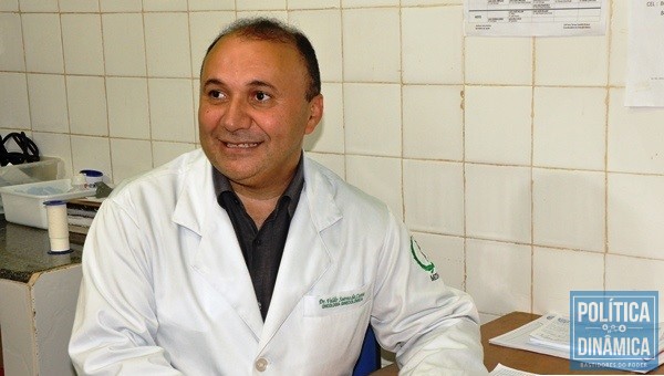 Ex-prefeito atua como médico na cidade. (Foto: Divulgação)