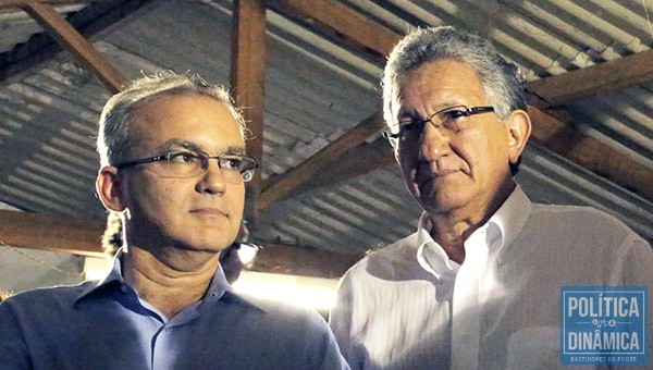 O candidato a prefeito até escolhe o partido que coliga, mas não o nome do indicado. Firmino diz aprovar Luiz Junior, se é ele o ungido por Themístocles e o PMDB (foto: Marcos Melo / PoliticaDinamica.com)