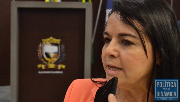 Teresa Britto acusa Firmino de dificultar liberação de emendas da oposição (Foto: Jailson Soares/PoliticaDinamica.com)