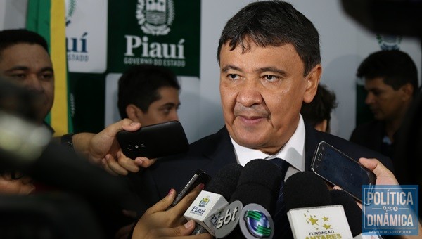 Governador tem evitado se manifestar publicamente sobre a disputa (Foto: Jailson Soares/POliticaDinamica.com)