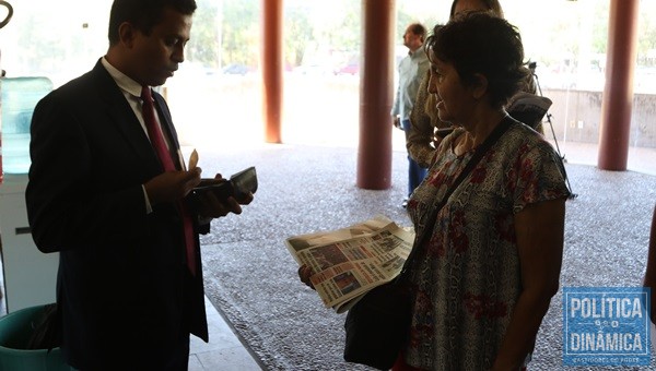 Secretário mostrou ser generoso com Lourdes Melo (Foto: Jailson Soares/PoliticaDinamica.com)