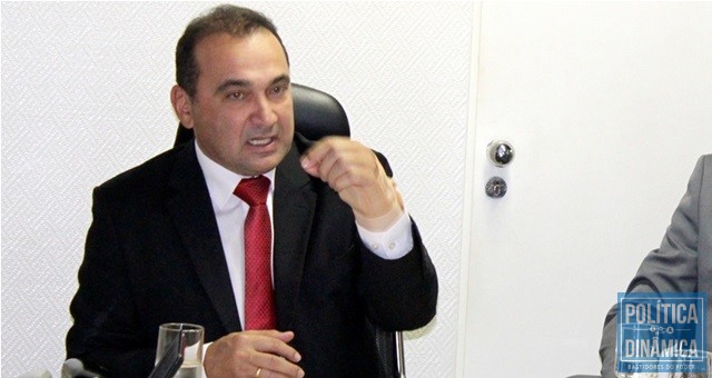Presidente do TJ, Erivan Lopes, propôs acordo para melhorar serviço. 