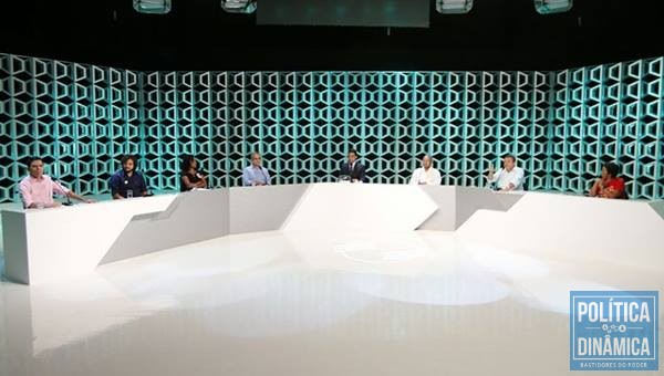 Candidatos no debate da TV (Foto: Wilson Filho/CidadeVerde.com)