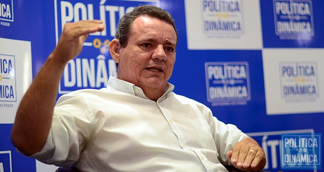 Cômico nas propagandas e ácido nos debates, Quem Quem não convenceu o eleitor teresinense até o momento e está longe de repetir o desempenho de 2004 (foto: Jailson Soares | PoliticaDinamica.com)