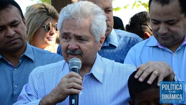 Elmano Ferrer não é mais o presidente do PTB no Piauí (Foto:Jailson Soares/PoliticaDinamica.com)