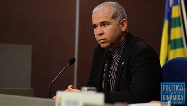 Tiago Vasconcelos irá mudar de partido quando tiver a janela política (Foto:Jailson Soares/PoliticaDinamica.com)
