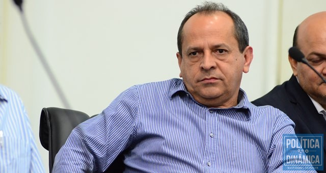 Deputado disse que prefeito omite informações (Foto: Jailson Soares/PoliticaDinamica.com)