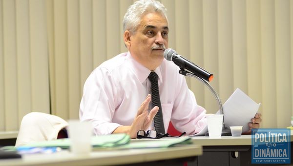Deputado Robert Rios critica postura do Judiciário (Foto:Jailson Soares/PoliticaDinamica.com)