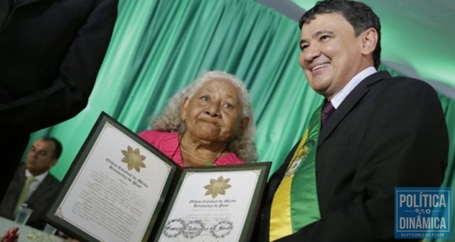 Entrega das medalhas da Ordem Estadual do Mérito Renascença (Foto:João Albert)