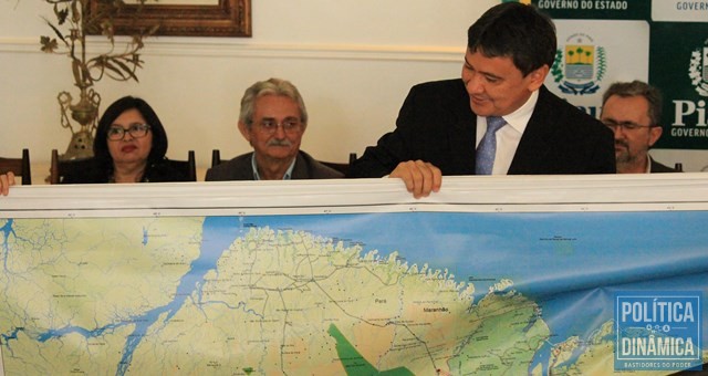 Mapa da região dos babaçuais foi apresentado (Foto: Gustavo Almeida/PoliticaDinamica.com)