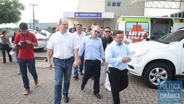 Ministro da Saúde visitou o HUT e os pacientes protestaram (Foto:Jailson Soares/PoliticaDianmica.com)