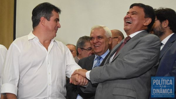 Governador tentou disfarçar a crise com o PP e mostrou bom-humor (Foto:jailson Soares/PoliticaDinamica.com)