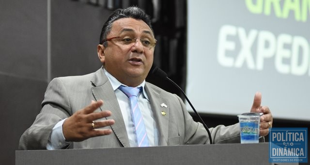 O vereador Dudu afirma que há inconstitucionalidade no código tributário de Teresina (Foto: Jailson Soares | PoliticaDinamica.com)