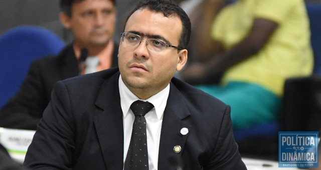 Dr. Lázaro critica lentidão na melhoria da gestão de saúde pública (Foto: Jailson Soares | PoliticaDinamica.com)