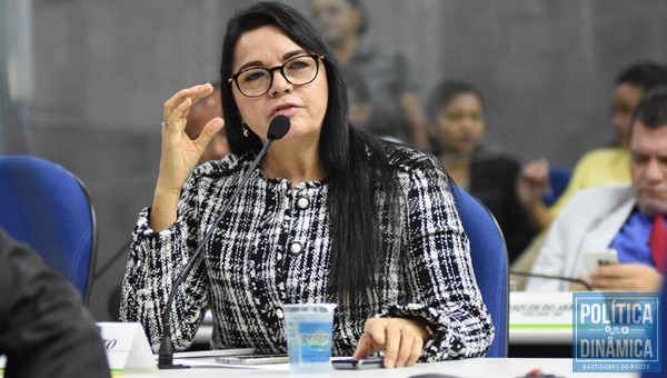Vereadora Teresa Britto afirma que o HUT vai muito bem (Foto:JailsonSoares/PoliticaDinamica.com)