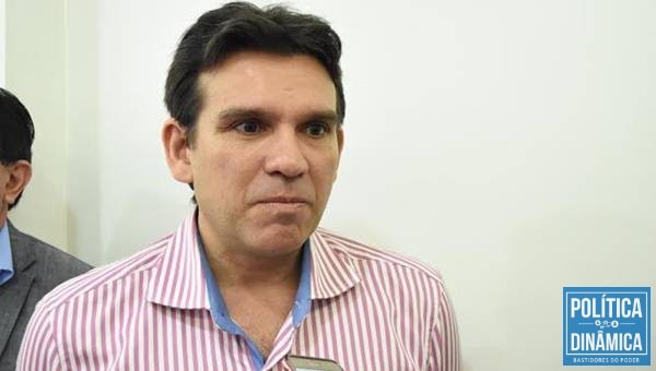 Outro coordenador cotado para ser candidato no próximo ano é Marllos Sampaio. Ele é irmão do presidente da Assembleia Legislativa do Estado, deputado Themístocles Filho (PMDB). Marllos já foi deputado federal e não conseguiu se reeleger. Agora é coordenador do Programa Mais Vida com Cidadania para o Idoso.