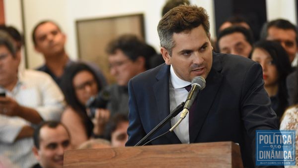 Pablo Santos já avisou no PMDB que deve entregar o cargo na sexta (Foto:JailsonSoares/PoliticaDinamica.com)