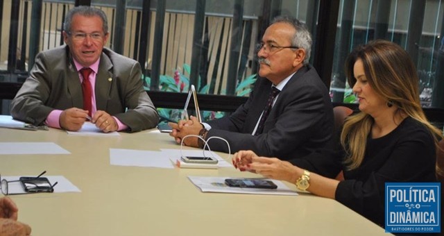 Na foto, os deputados Assis Carvalho, Átila Lira e Iracema Portella, síntese de uma bancada dividida (Foto: Reprodução)