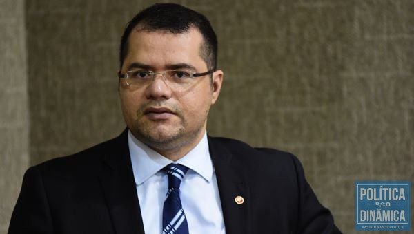 Procurador Plínio Valente aprova criação da comissão (Foto:JailsonSoares/PoliticaDinamica.com) 