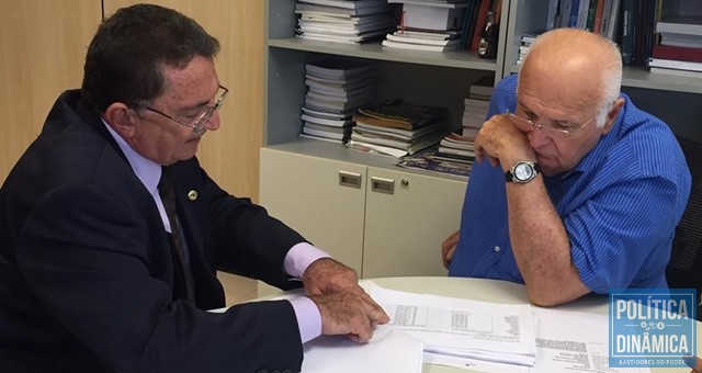 O deputado Rubem Martins em reunião com o conselheiro Luciano Nunes (Foto: Reprodução/Facebook)