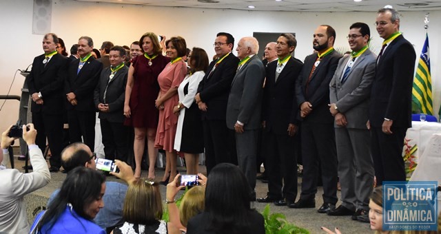 Ao todo, TCE-PI homenageou 14 personalidades (Foto: Jailson Soares/PoliticaDinamica.com)