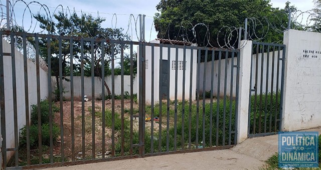 O vereador de Teresina publicou imagens do descaso em suas redes sociais (foto: reprodução)