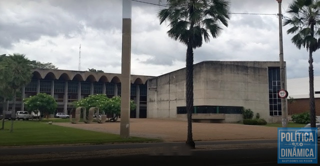 Decreto foi aprovado na CCJ e segue para Plenário (Foto: PoliticaDinamica.com)